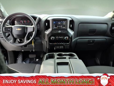 Used 2020 Chevrolet Silverado 1500 Custom w/ Custom Value Package image 17