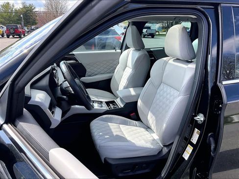 Used 2023 Mitsubishi Outlander SEL image 10