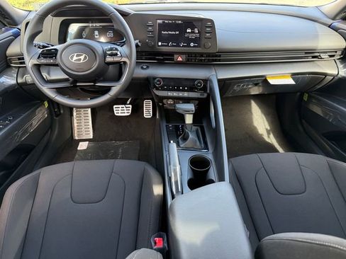 New 2026 Hyundai Elantra Sport image 17