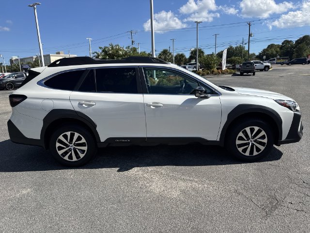 Used 2024 Subaru Outback Premium AWD/4WD image 4