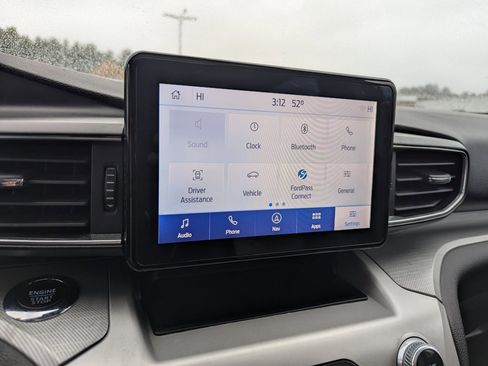 Used 2022 Ford Explorer XLT w/ Equipment Group 202A image 26