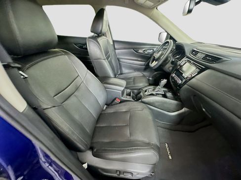 Used 2020 Nissan Rogue SL FWD image 31