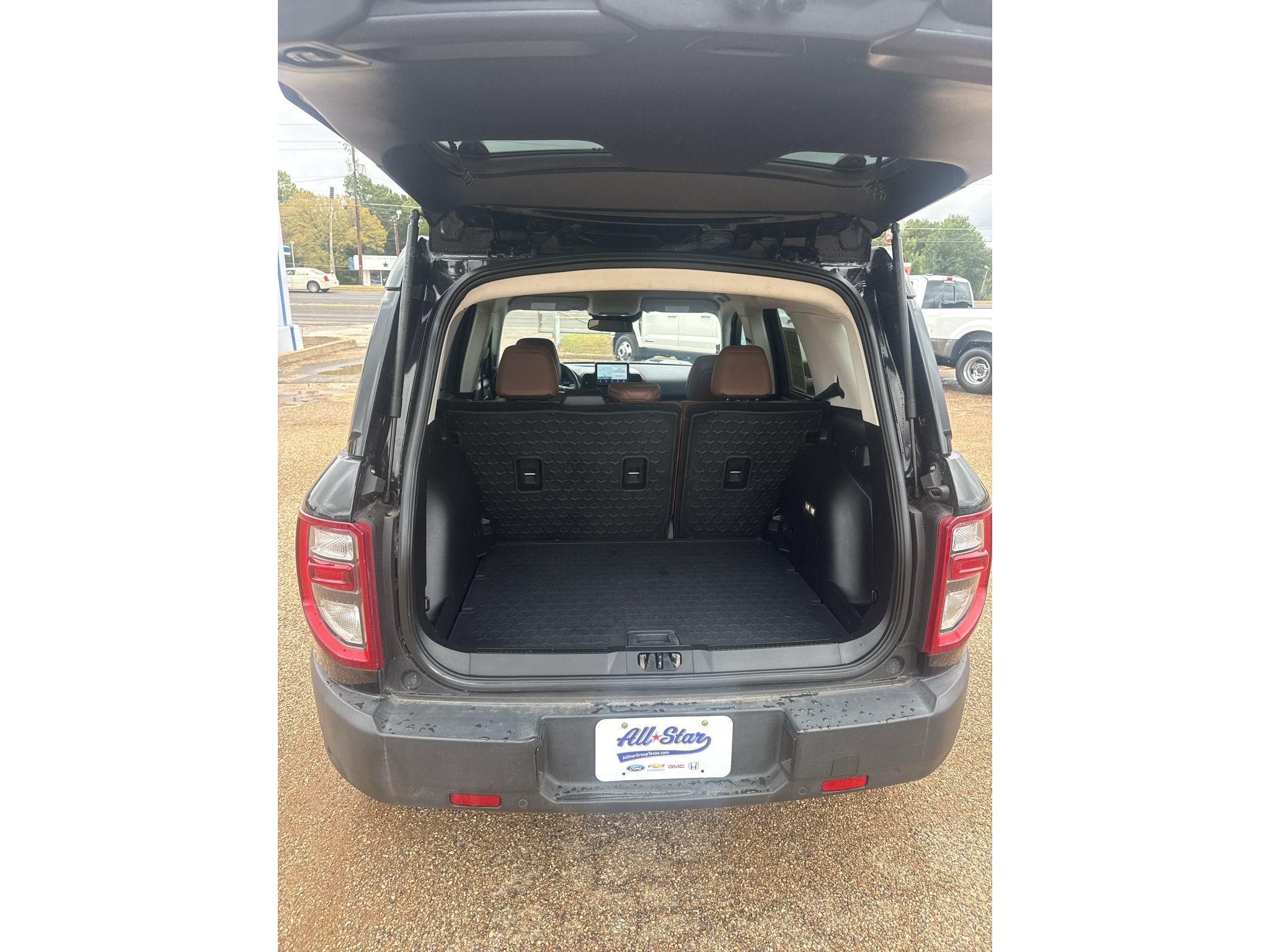 Used 2023 Ford Bronco Sport Outer Banks w/ Tech Package AWD/4WD image 13