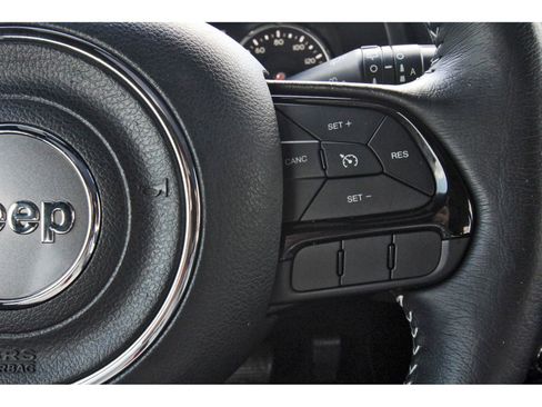 Used 2021 Jeep Renegade Latitude w/ Sun & Sound Group image 19