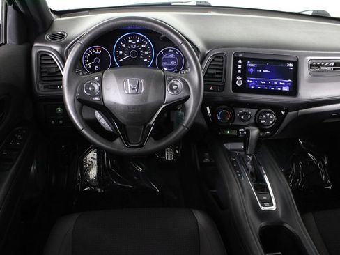 Used 2022 Honda HR-V Sport image 6