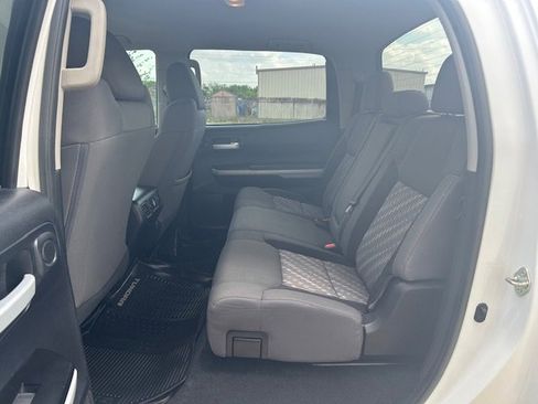 Used 2019 Toyota Tundra SR5 w/ SR5 Upgrade Package image 12