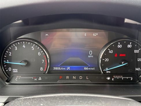 Used 2024 Ford Explorer XLT image 42