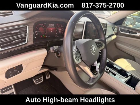 Used 2024 Volkswagen Atlas SEL Premium R-Line AWD/4WD image 14