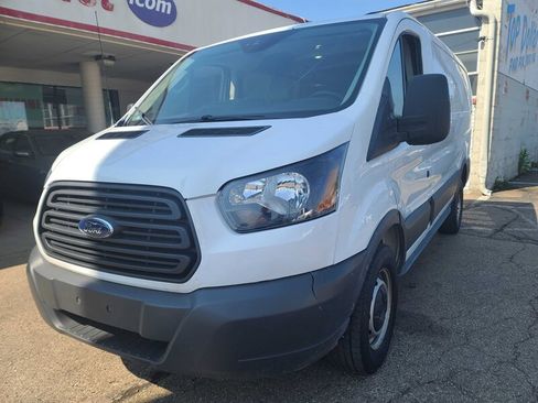 Used 2017 Ford Transit 250 130 Low Roof image 2