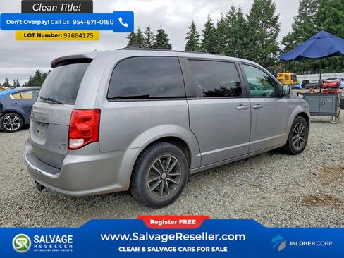 Used 2018 Dodge Grand Caravan GT FWD image 4