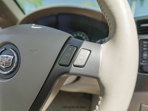 Used 2004 Cadillac XLR RWD image 36