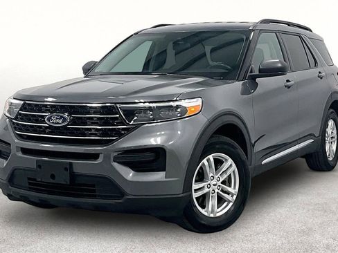 Used 2022 Ford Explorer XLT RWD image 11