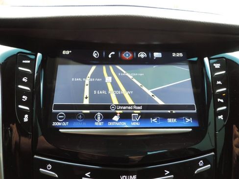 Used 2020 Cadillac Escalade Luxury image 20