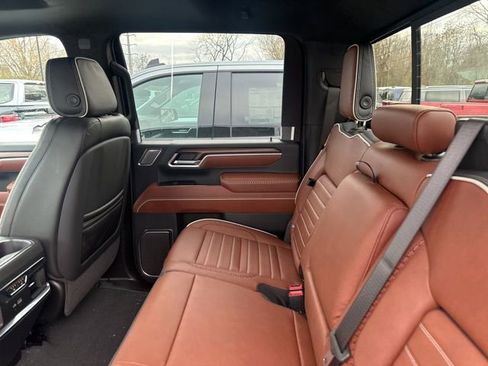 New 2026 GMC Sierra 2500 Denali Ultimate image 23