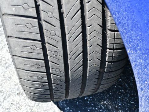 Used 2021 Genesis G70 3.3T image 55