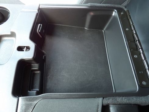 Used 2025 RAM 3500 Tradesman AWD/4WD image 27