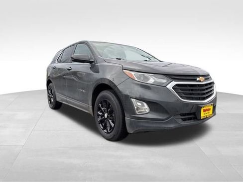 Used 2019 Chevrolet Equinox LT image 1