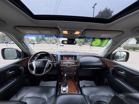 Used 2016 INFINITI QX80 4WD w/ Deluxe Technology Package image 17