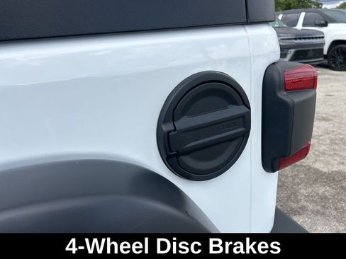 Used 2024 Jeep Wrangler Unlimited Rubicon image 21