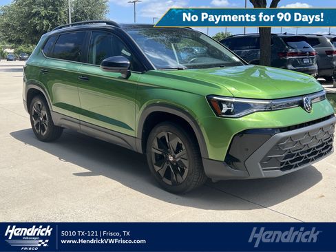 Certified 2025 Volkswagen Taos SE FWD image 1