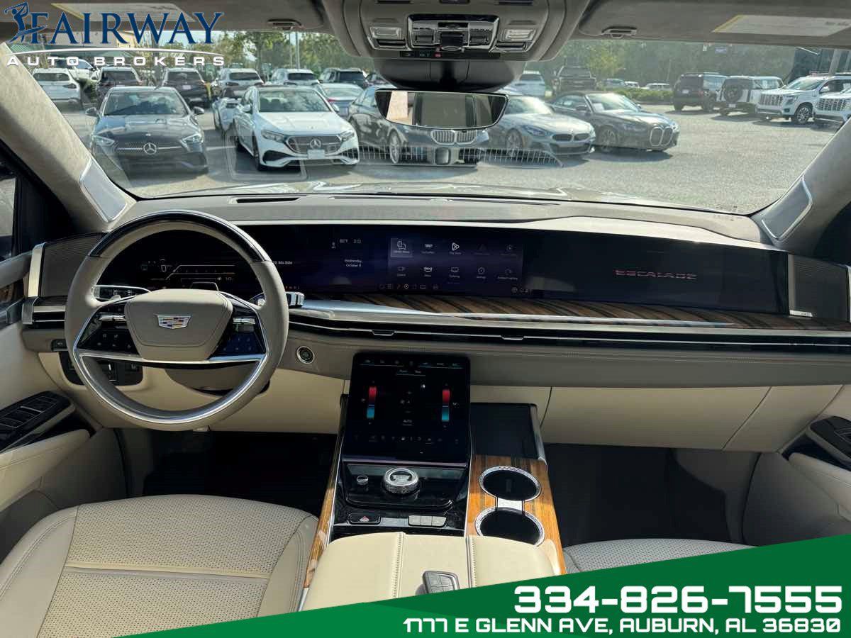 Used 2025 Cadillac Escalade Sport Platinum AWD/4WD image 29