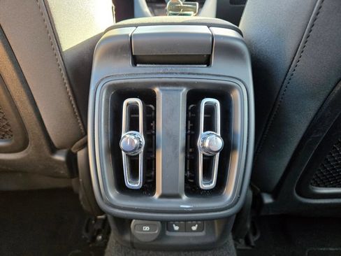 Used 2022 Polestar Polestar 2 w/ Plus Package AWD/4WD image 40