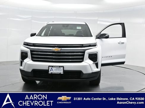 New 2026 Chevrolet Traverse LT w/ Driver Confidence Package image 27