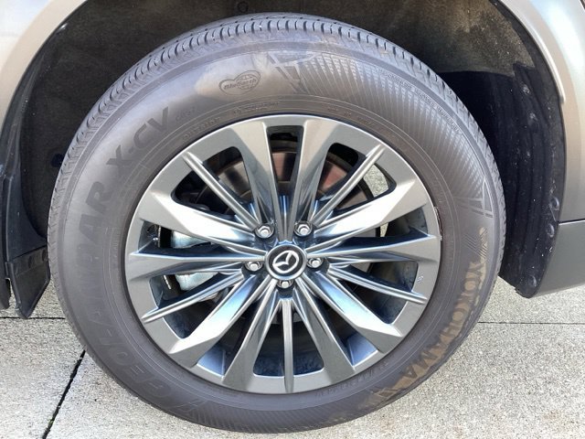 Certified 2025 MAZDA CX-70 3.3 Turbo w/ Preferred Package AWD/4WD image 7