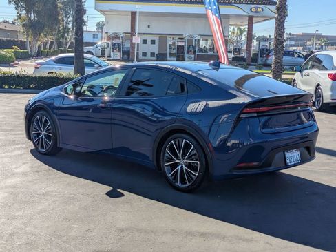 Used 2023 Toyota Prius LE image 15