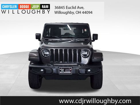 Used 2021 Jeep Wrangler Unlimited Sahara AWD/4WD image 2