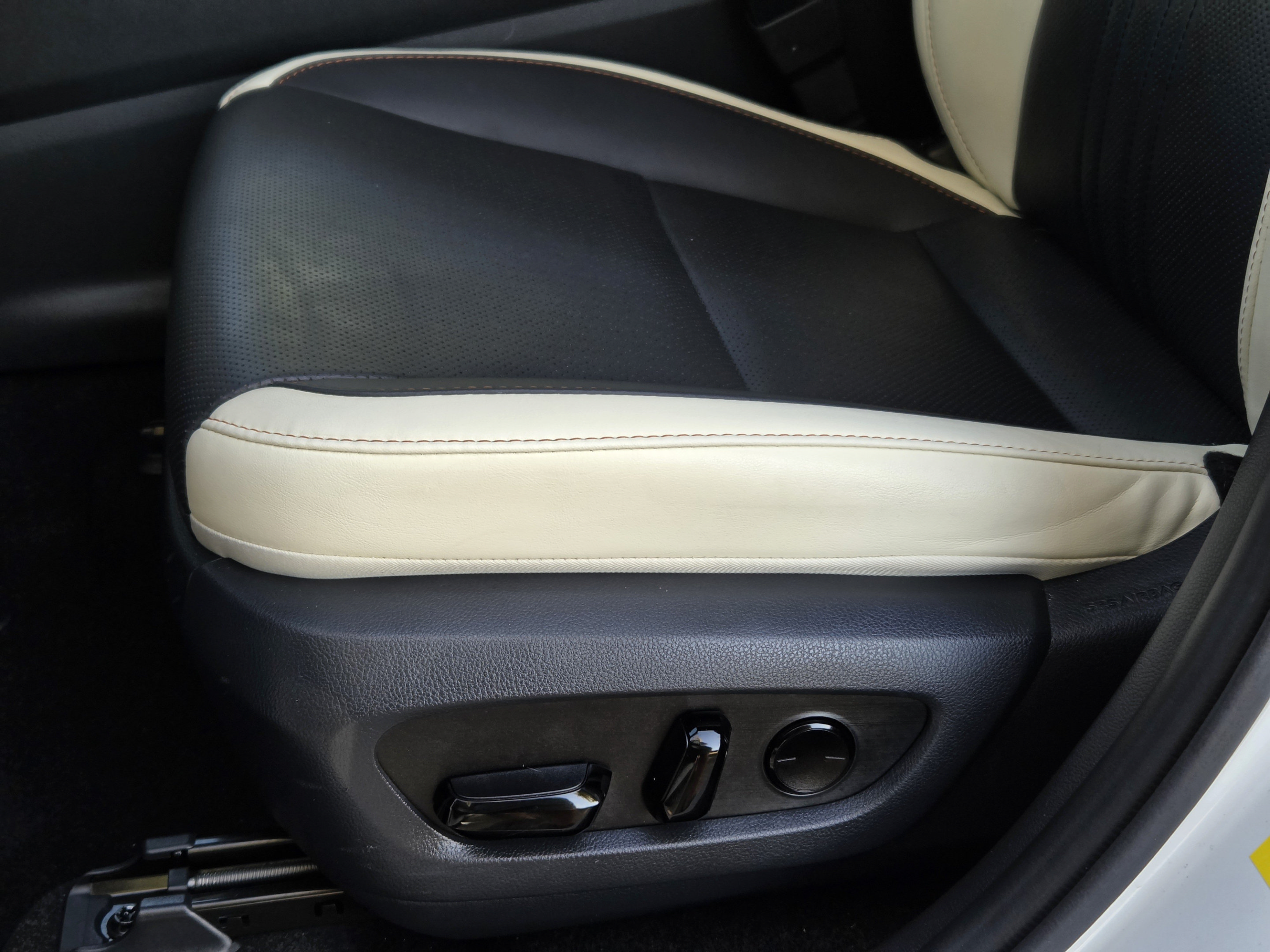 Used 2024 Lexus NX 350 AWD image 21