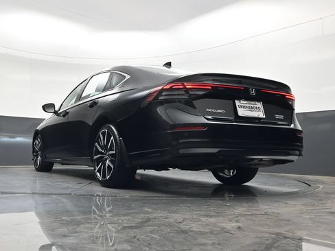 Used 2025 Honda Accord Touring image 42