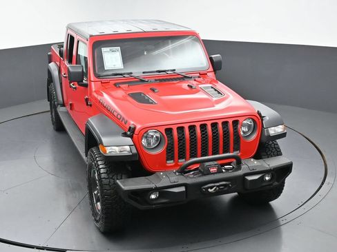 Used 2021 Jeep Gladiator Rubicon w/ Cold Weather Group AWD/4WD image 42