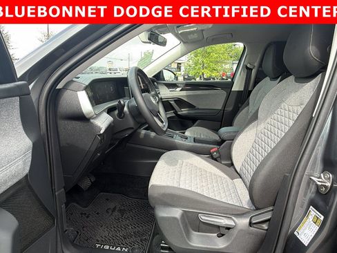 Used 2025 Volkswagen Tiguan S AWD/4WD image 11