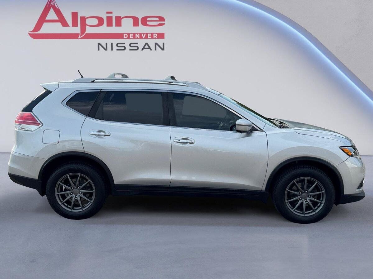 Used 2016 Nissan Rogue SL w/ SL Premium Package AWD/4WD image 6