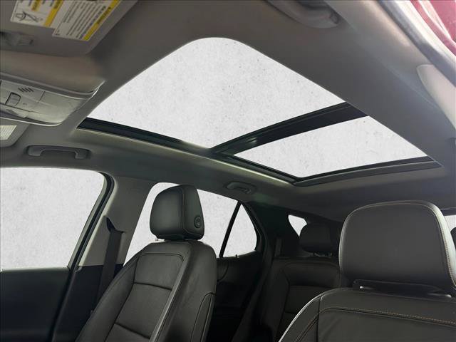 Used 2018 Chevrolet Equinox Premier FWD image 2