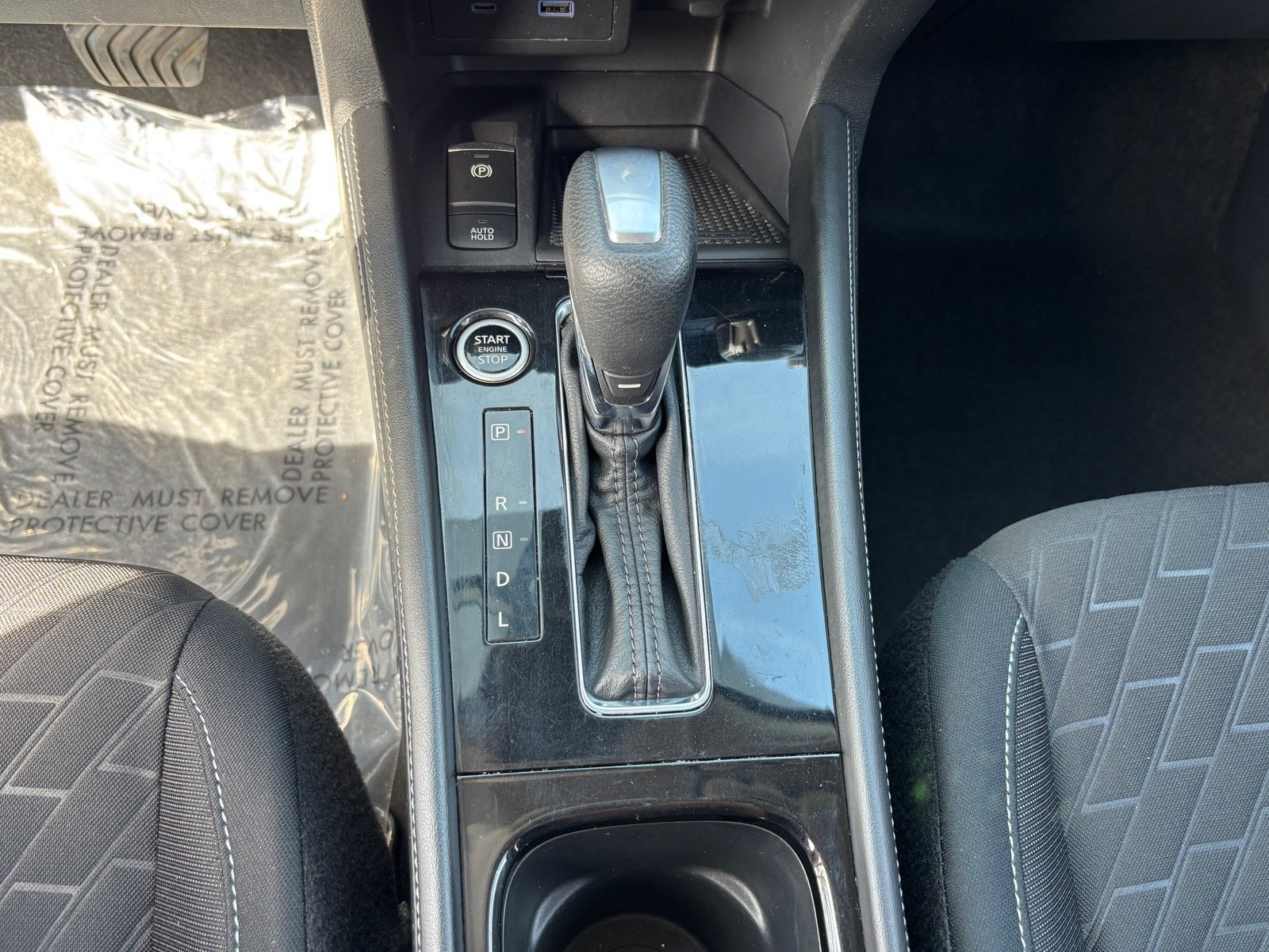 Used 2024 Nissan Kicks SV FWD image 16