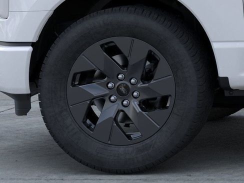 New 2025 Ford F150 Lightning Lariat image 21