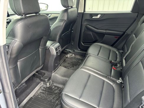 Used 2022 Ford Escape SEL image 25