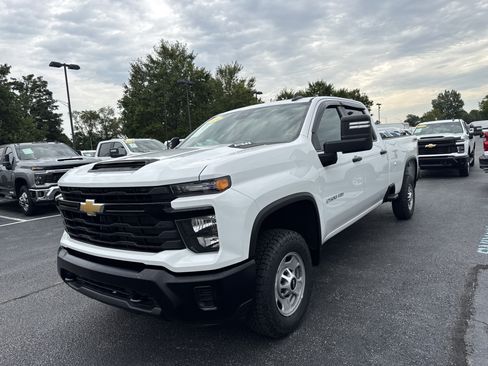 Used 2024 Chevrolet Silverado 2500 W/T w/ WT Convenience Package AWD/4WD image 12