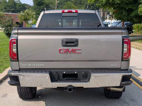 Used 2017 GMC Sierra 1500 SLT w/ SLT Premium Package AWD/4WD image 6