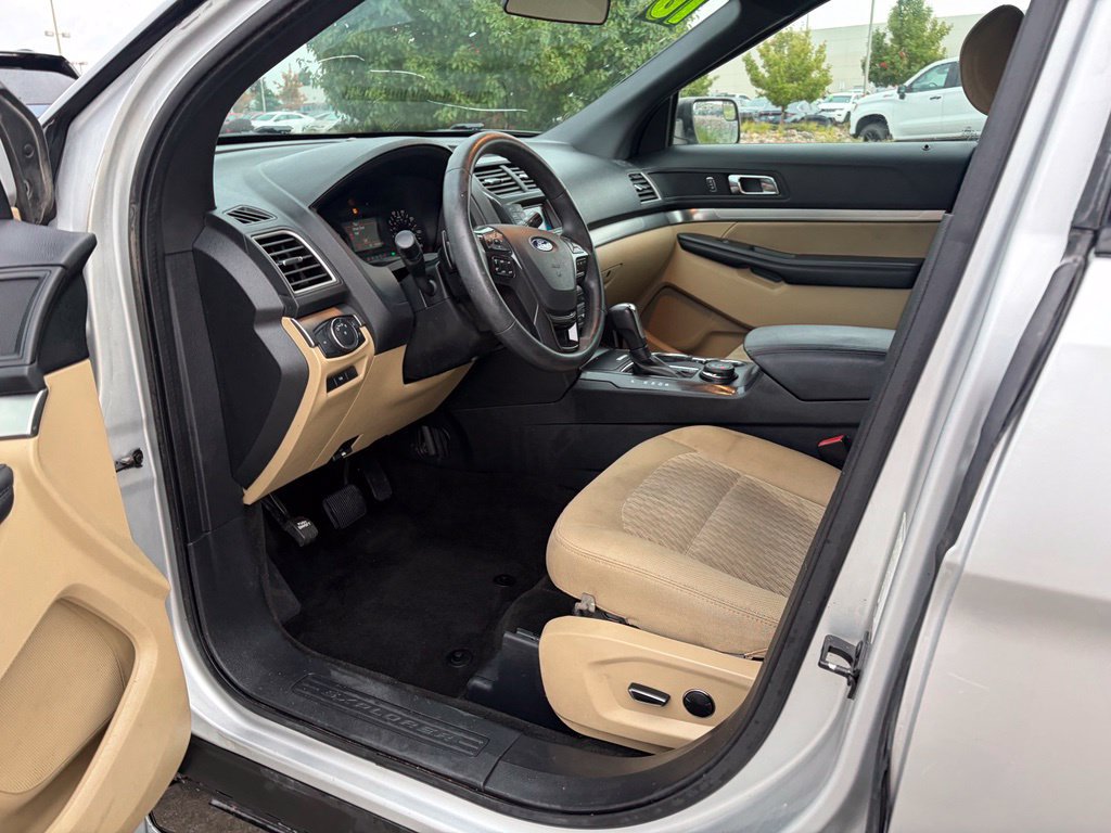Used 2016 Ford Explorer 4WD image 11
