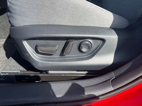 Used 2026 Toyota Camry LE w/ Convenience Package image 18