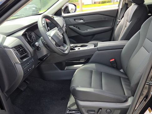 New 2026 Nissan Rogue Dark Armor FWD image 3