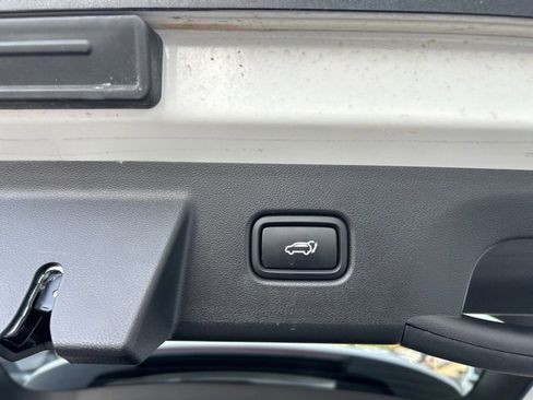 Used 2024 Hyundai Tucson SEL w/ Convenience Package image 11