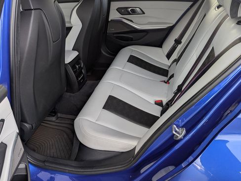 Used 2021 BMW M3 Competition image 13