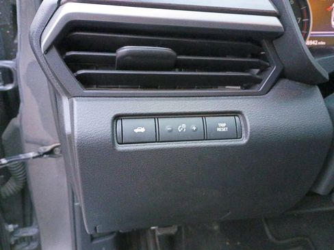 Used 2024 Nissan Altima 2.5 SV image 16