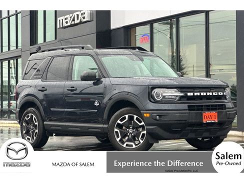 Used 2022 Ford Bronco Sport Outer Banks w/ Tech Package image 1