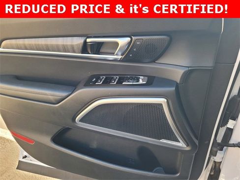 Certified 2025 Kia Telluride SX w/ SX Captain's Chair Package image 15