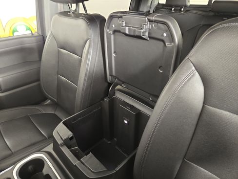 Certified 2022 Chevrolet Silverado 2500 LTZ w/ LTZ Plus Package image 29